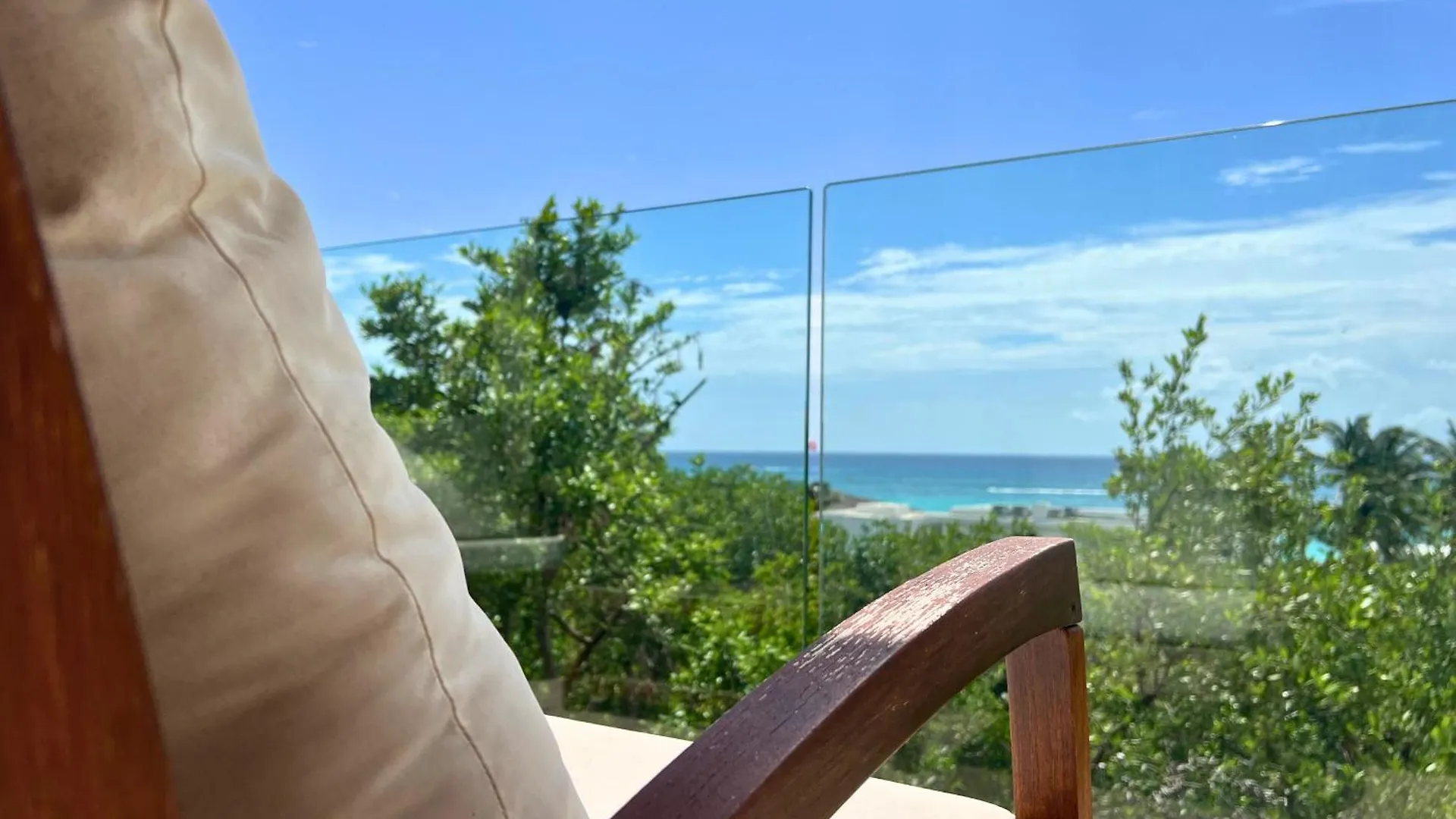 Oceana Luxury Apartment Walk To Beach And Day Club Playa del Carmen Holiday home