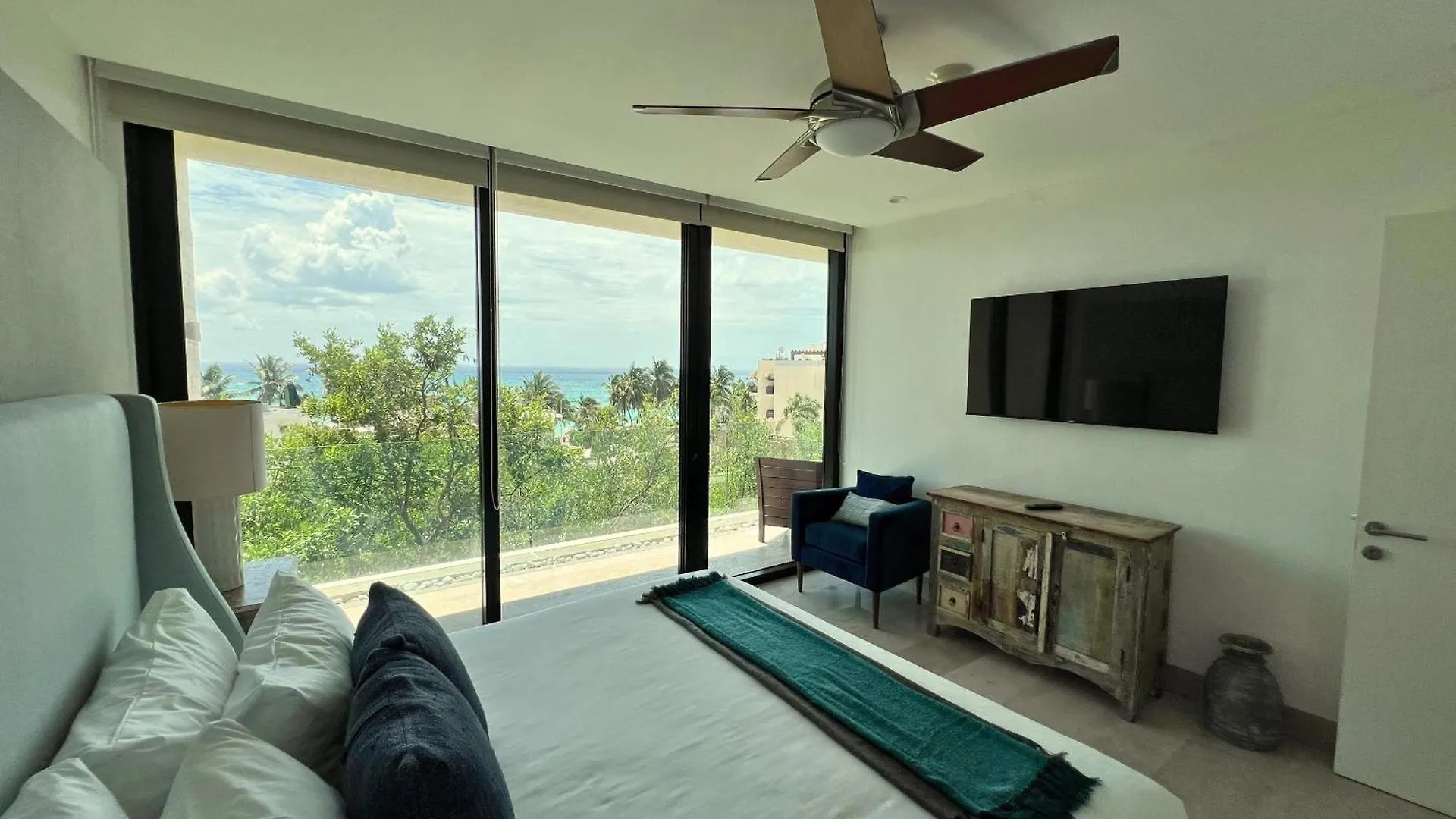 Oceana Luxury Apartment Walk To Beach And Day Club Playa del Carmen Holiday home