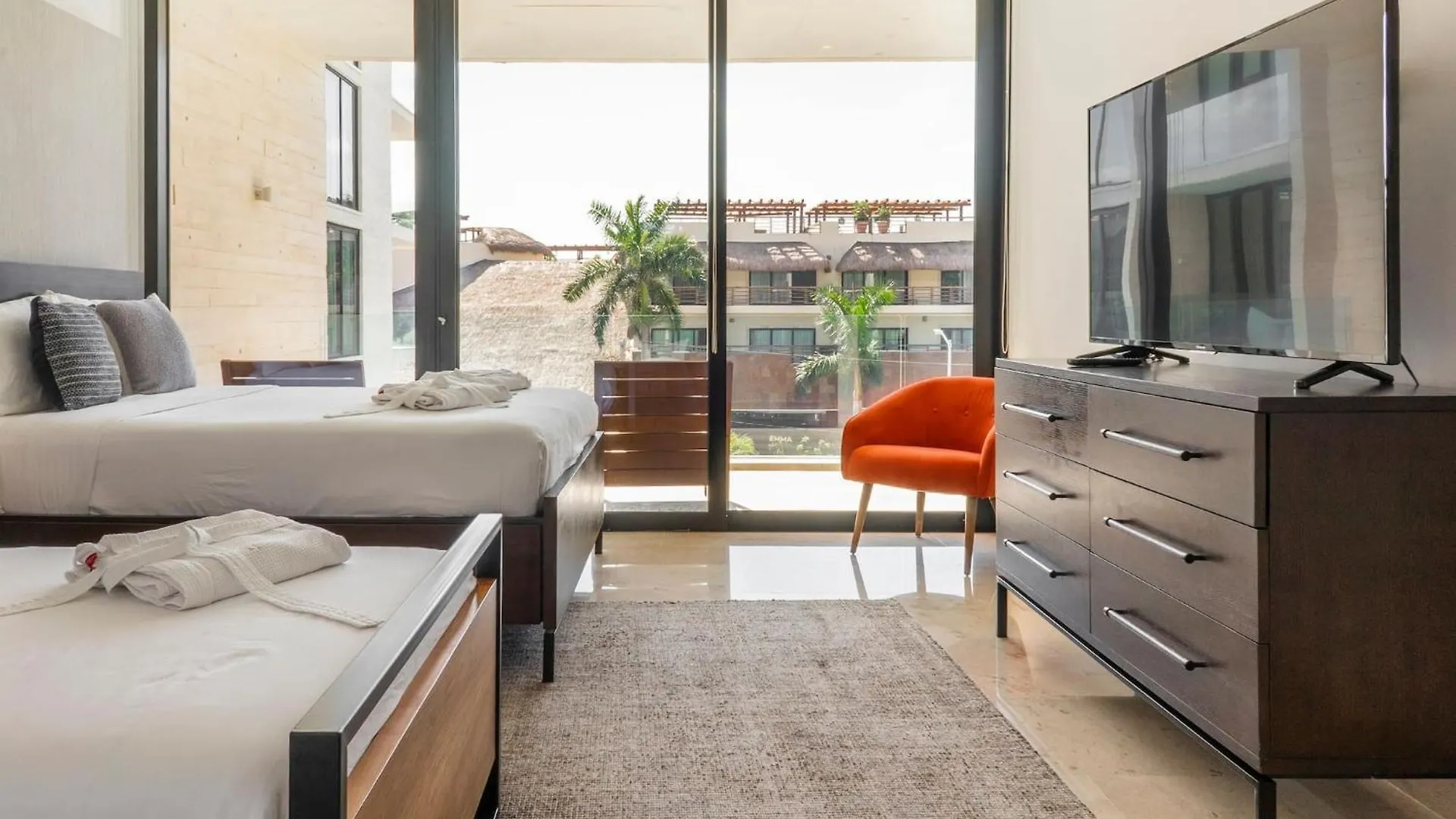 Oceana Luxury Apartment Walk To Beach And Day Club Playa del Carmen Holiday home